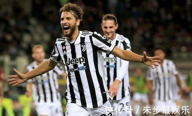 他以闪电般 他以闪电般