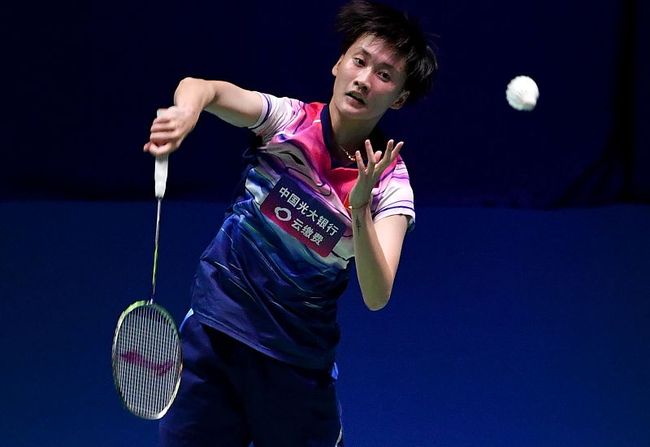 直挂球门右 直挂球门右