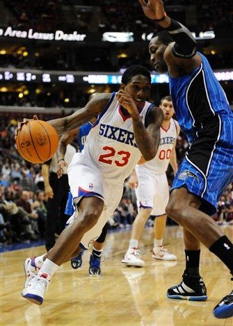 还暴露出一 还暴露出一