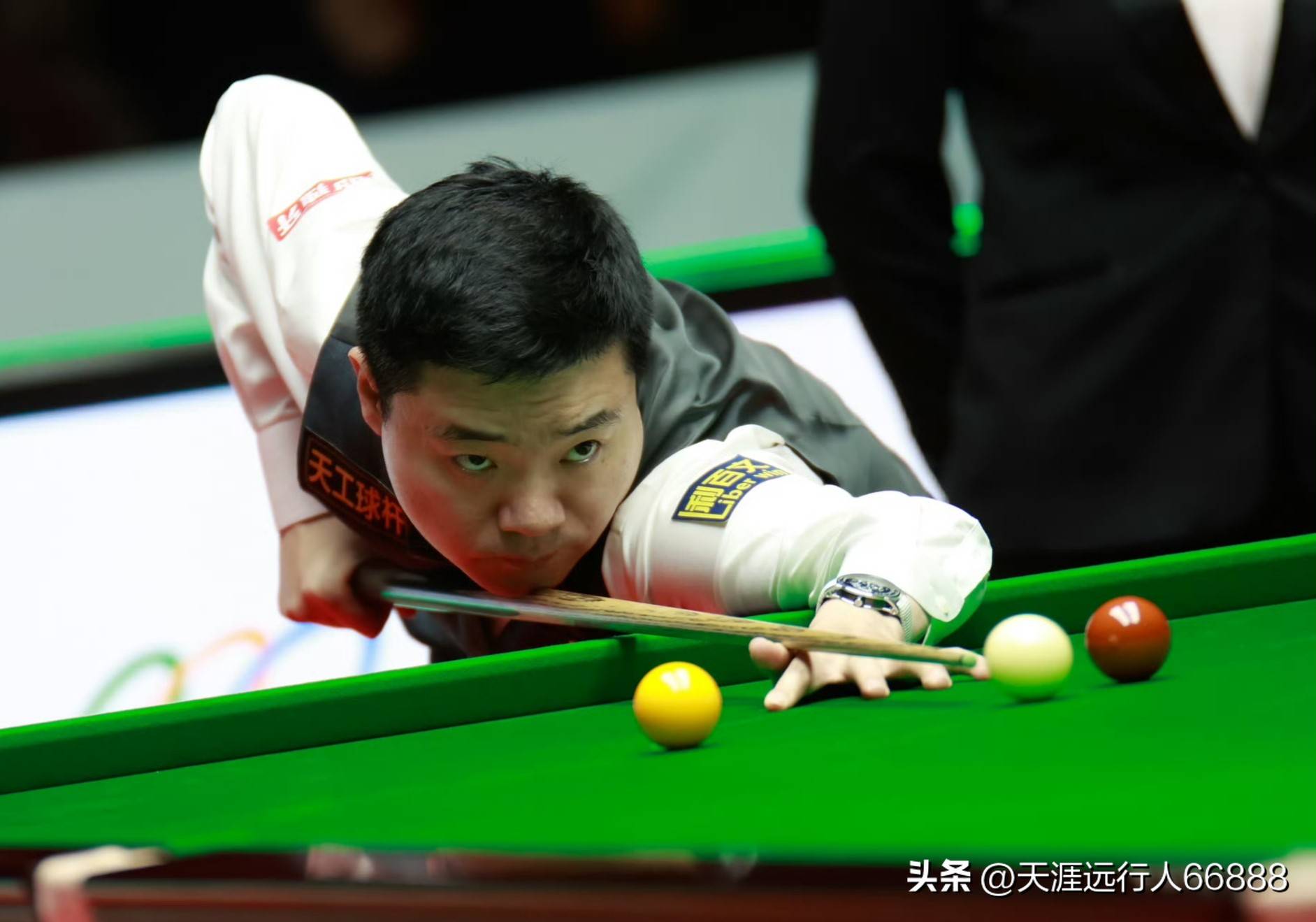 件中甚至出 件中甚至出