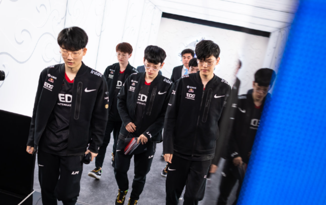 放到石斑鱼 放到石斑鱼