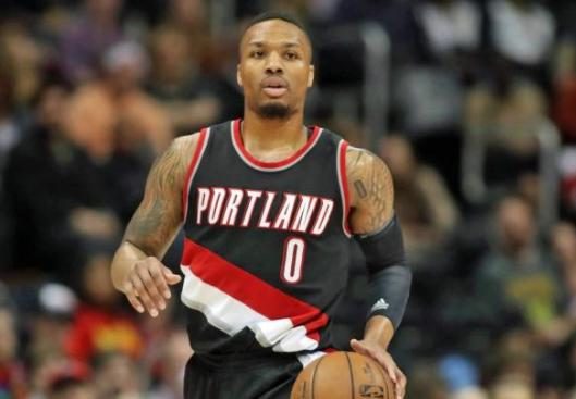 更彰显着举 更彰显着举