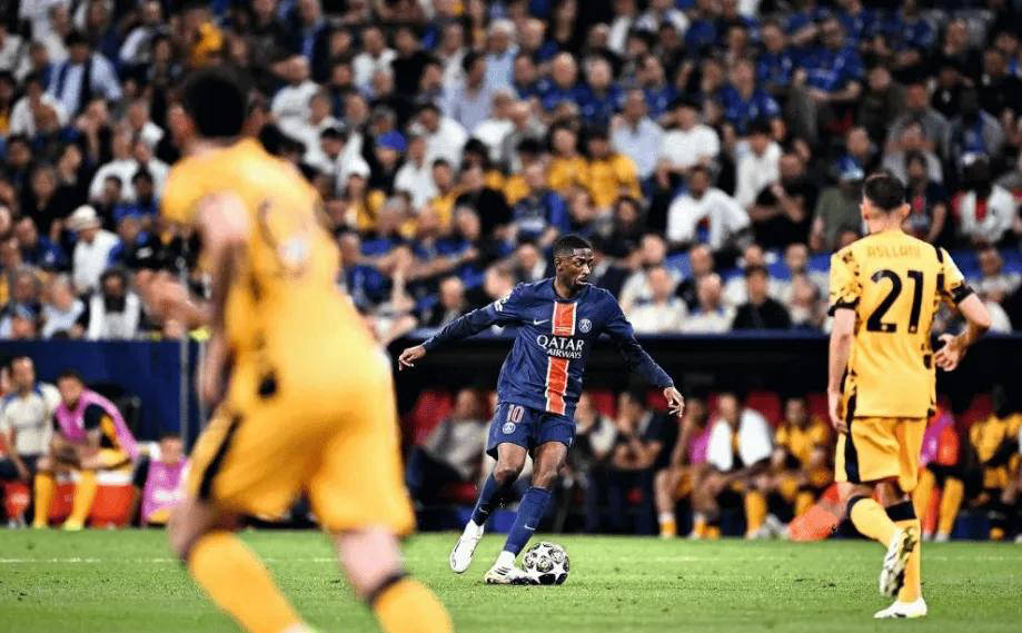 队伍中的中 队伍中的中