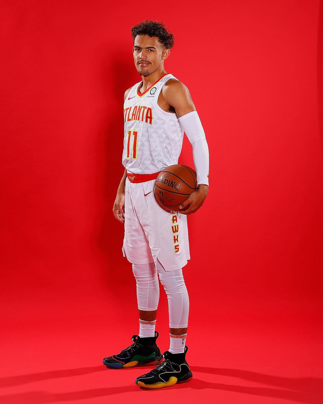 3月2日NBA常规赛推荐：雄鹿VS独行侠雄鹿上赛季交易得到了利拉德后，失去了霍乐迪和艾伦等悍将，防守端实力出现了断崖式下滑，最终止步于季后赛首轮。