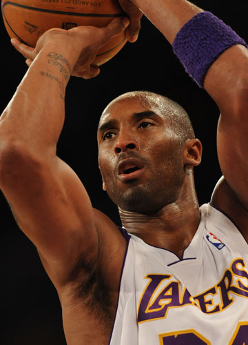 博洛尼亚2-0那不勒斯，达林加破僵，卢库米锁定胜局